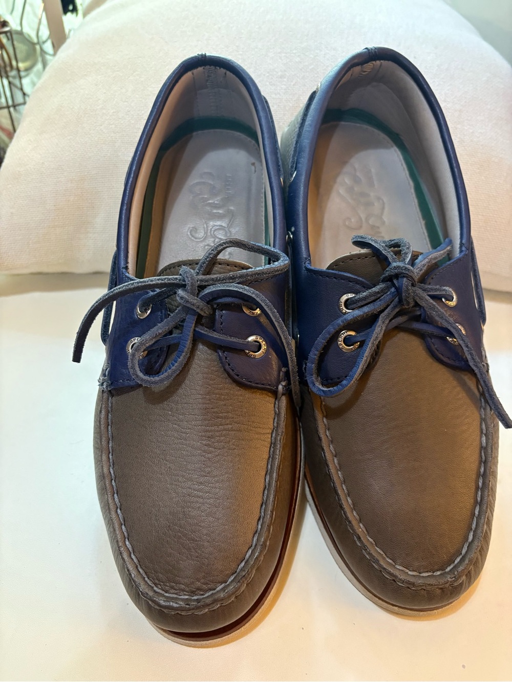 GOLD CUP Sperry Two-Tone Brown & Navy Leather Boat Shoes. Size 9